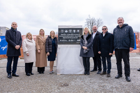 Temeljni kamen za Širitev Zdravstvenega doma Domžale in gradnjo podzemne garaže_Jure Gubanc (4)